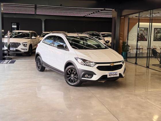 CHEVROLET ONIX 1.4 MPFI ACTIV 8V FLEX 4P AUTOMÁTICO CHEVROLET ONIX 1.4 MPFI ACTIV 8V FLEX 4P AUTOMÁTICO